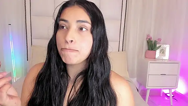 Kirara 22 online show from November 21, 2025, 8:08 pm