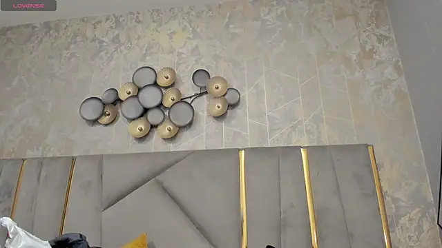 SebastianMaximoff online show from December 4, 2025, 7:46 pm