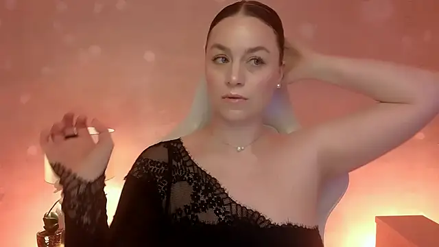 Snapshot of MilaFleur chatting on February 24, 2026, 3:13 pm MilaFleur online show from February 24, 2026, 3:13 pm