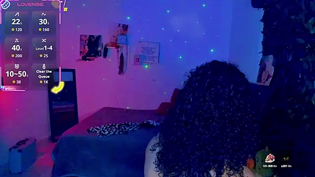 Snapshot of sweetvond_ chatting on October 25, 2025, 11:16 pm sweetvond  online show from October 25, 2025, 11:16 pm