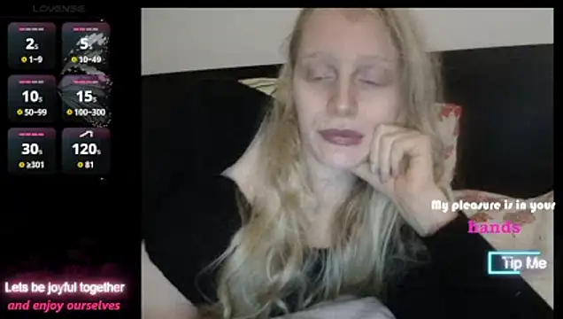 VeronicaJoyful online show from November 30, 2025, 10:21 pm