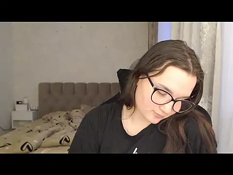 Snapshot of Amy_Mur_ chatting on February 14, 2026, 1:55 pm Amy Mur online show from February 14, 2026, 1:55 pm