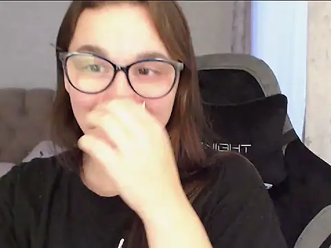 Snapshot of Amy_Mur_ chatting on October 10, 2025, 11:22 am Amy Mur online show from October 10, 2025, 11:22 am
