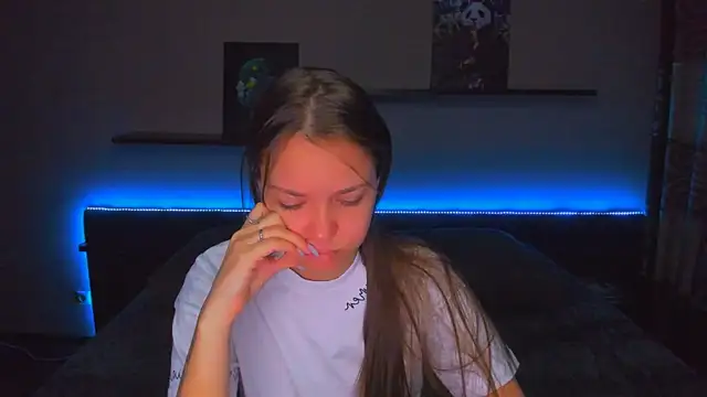 Snapshot of AlexaBarkley chatting on February 12, 2026, 12:32 am AlexaBarkley online show from February 12, 2026, 12:32 am