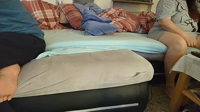 Snapshot of HotBiPaar chatting on March 15, 2025, 10:00 pm HotBiPaar online show from March 15, 2025, 10:00 pm