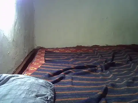 cute-shamza online show from November 3, 2025, 6:00 pm