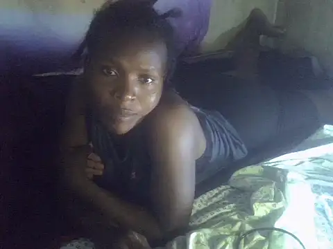 cute-shamza online show from May 25, 2026, 5:33 pm