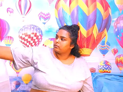 Indianfairy99 online show from February 1, 2025, 7:13 pm