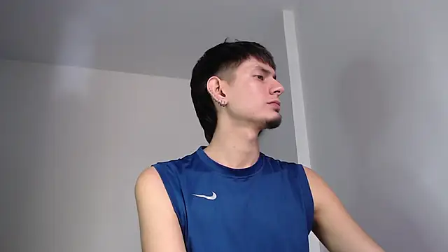 imdavo23 online show from November 10, 2025, 5:07 pm