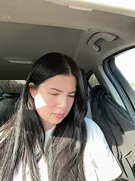 clairewntr online show from March 4, 2025, 9:29 am