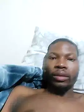 Snapshot of Malibongwe17 chatting on September 16, 2025, 4:13 am Malibongwe17 online show from September 16, 2025, 4:13 am