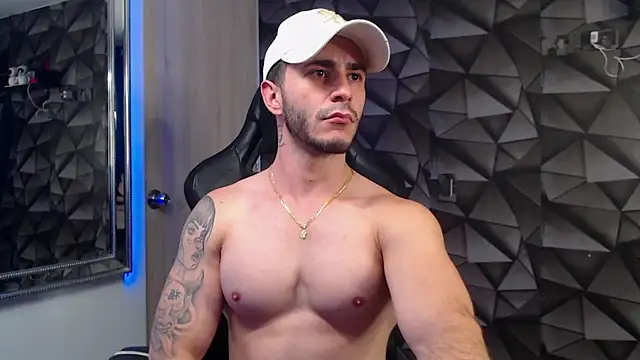 Latino stud4u online show from November 5, 2025, 10:46 pm