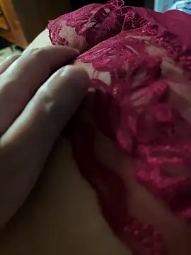 LovlyAnnie online show from December 1, 2025, 5:41 am