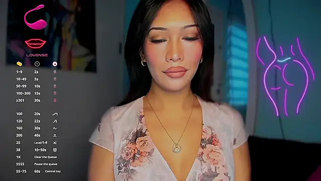 Snapshot of Jasmine_Elcock chatting on November 4, 2025, 10:13 pm Jasmine Elcock online show from November 4, 2025, 10:13 pm