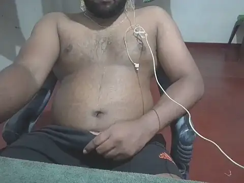 Snapshot of rmshm chatting on October 9, 2025, 4:40 pm rmshm online show from October 9, 2025, 4:40 pm