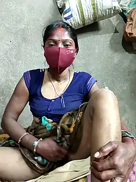 Snapshot of Arti032 chatting on March 14, 2025, 9:00 pm Arti032 online show from March 14, 2025, 9:00 pm