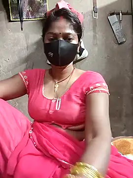 Snapshot of Arti032 chatting on January 5, 2026, 10:24 pm Arti032 online show from January 5, 2026, 10:24 pm