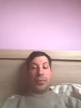 Snapshot of Taxidriver1988 chatting on December 21, 2025, 10:06 am Taxidriver1988 online show from December 21, 2025, 10:06 am