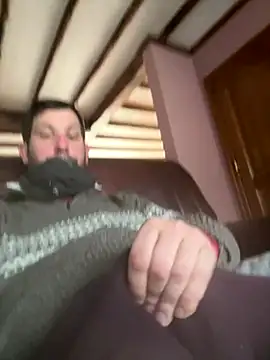 Snapshot of Taxidriver1988 chatting on December 19, 2025, 12:40 pm Taxidriver1988 online show from December 19, 2025, 12:40 pm