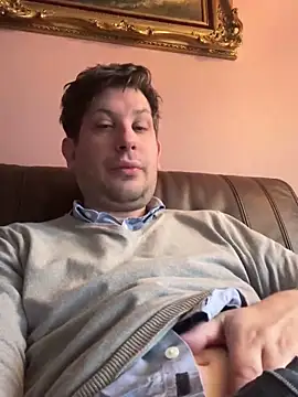 Snapshot of Taxidriver1988 chatting on February 13, 2025, 8:27 am Taxidriver1988 online show from February 13, 2025, 8:27 am