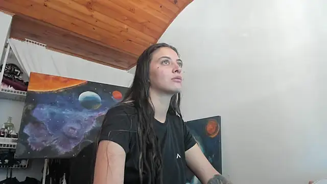 mariecam420 online show from February 5, 2026, 6:26 pm