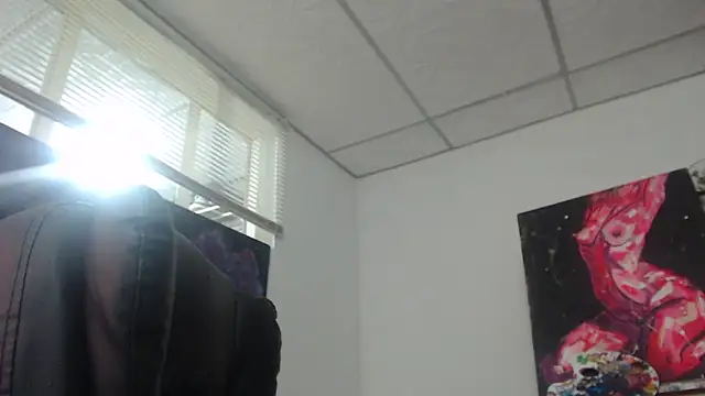 mariecam420 online show from April 15, 2026, 2:28 am