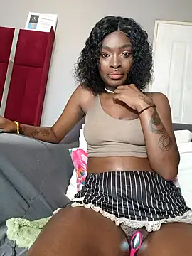 HoneyDropsX online show from December 18, 2025, 5:34 am