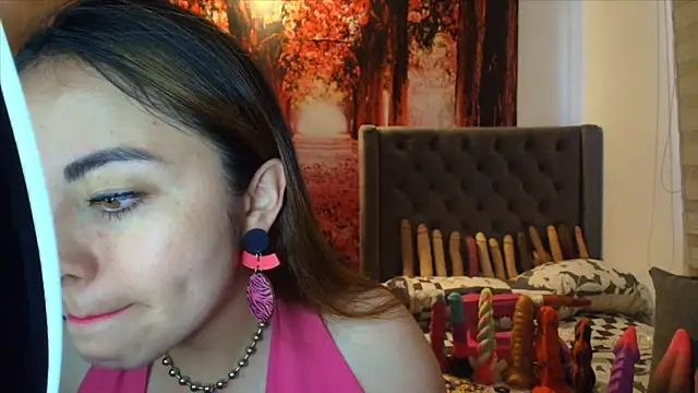 sofia23dirty online show from April 1, 2026, 4:26 pm