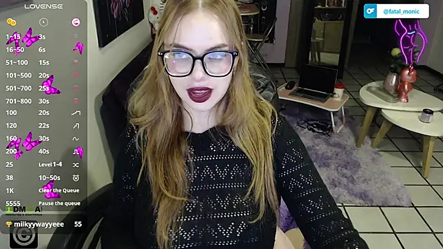 Snapshot of Fatal-Monic chatting on March 5, 2025, 3:29 am Fatal-Monic online show from March 5, 2025, 3:29 am