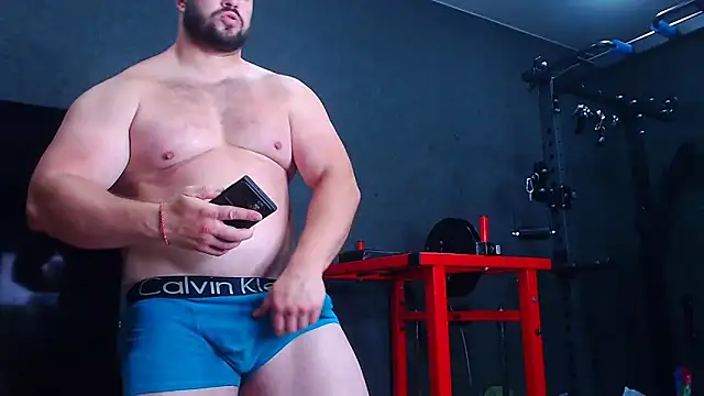 Snapshot of muscularjohnforuX chatting on June 3, 2026, 4:33 pm muscularjohnforuX online show from June 3, 2026, 4:33 pm