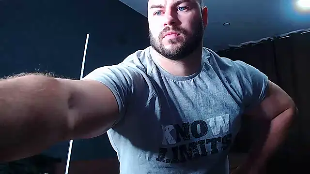 muscularjohnforuX online show from November 25, 2025, 7:52 am