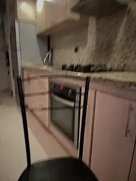 bella parisi online show from February 17, 2025, 11:44 am