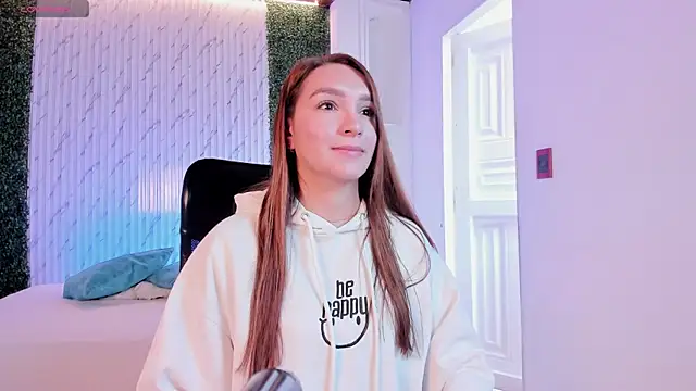 miataylorr1 online show from April 8, 2026, 1:34 pm