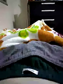 Snapshot of shiiank chatting on May 20, 2026, 2:08 am shiiank online show from May 20, 2026, 2:08 am