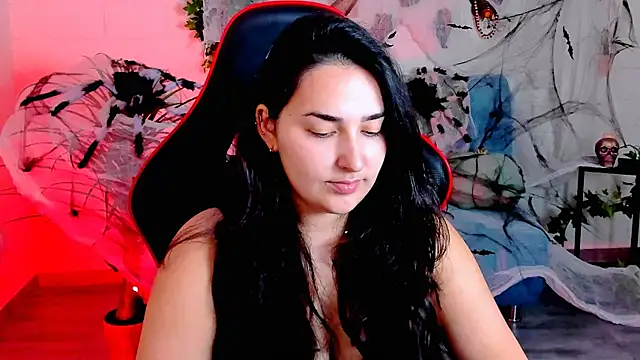 CeceliaJohnson online show from October 24, 2025, 8:13 am