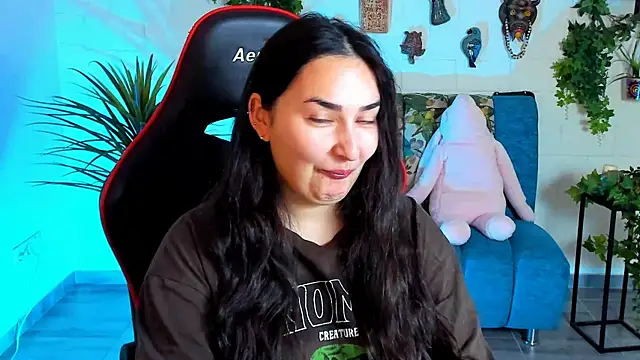 CeceliaJohnson online show from March 18, 2025, 8:06 am