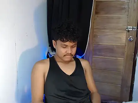 Snapshot of Brylon_ken chatting on October 15, 2025, 2:47 pm Brylon ken online show from October 15, 2025, 2:47 pm