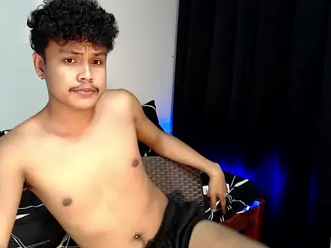 Snapshot of Brylon_ken chatting on October 27, 2025, 4:19 pm Brylon ken online show from October 27, 2025, 4:19 pm