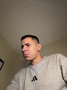 Snapshot of steven_clain chatting on October 27, 2025, 11:38 pm steven clain online show from October 27, 2025, 11:38 pm