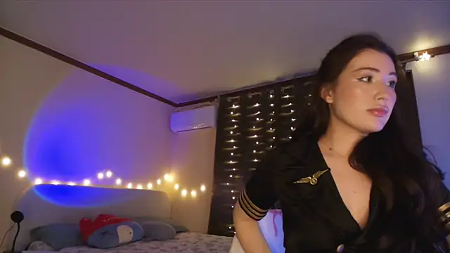 Snapshot of SoeTheReal chatting on March 3, 2026, 7:54 pm SoeTheReal online show from March 3, 2026, 7:54 pm