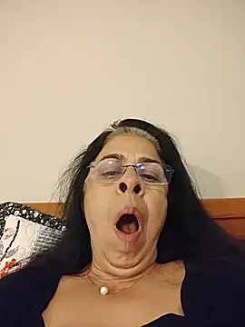 Susannemilf online show from November 13, 2025, 12:42 pm