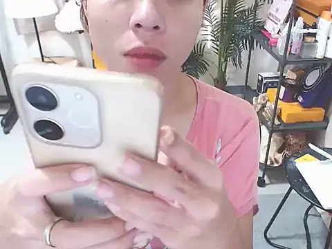 AsianTrixxx online show from March 15, 2026, 7:04 am