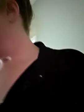 julimonroe online show from February 15, 2026, 2:56 am