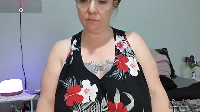 julimonroe online show from February 21, 2026, 2:35 am