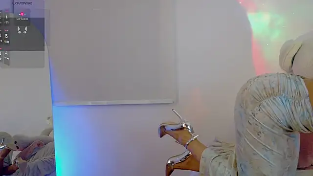 Lia Tinez online show from March 2, 2026, 11:33 pm