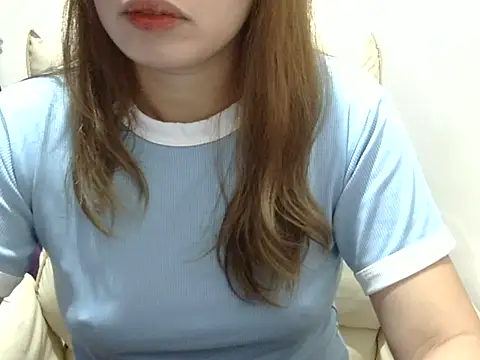    zurIII09  online show from November 30, 2025, 12:28 pm