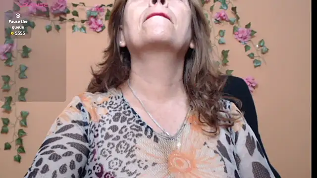 Hellensextits online show from October 25, 2025, 9:52 am