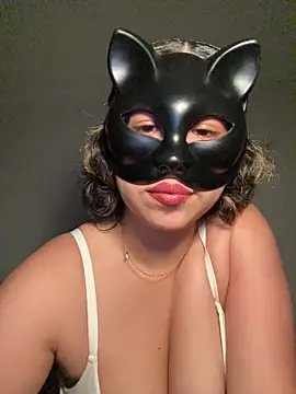 nenalayla online show from November 18, 2025, 3:37 pm