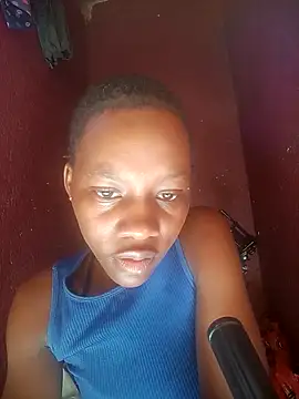 Snapshot of Petite_li chatting on February 20, 2026, 6:48 am Petite li online show from February 20, 2026, 6:48 am