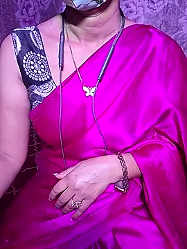 XBHUUME online show from December 5, 2025, 5:11 pm